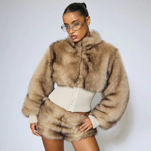 Low Rise Hot Pants In Light Brown Faux Fur